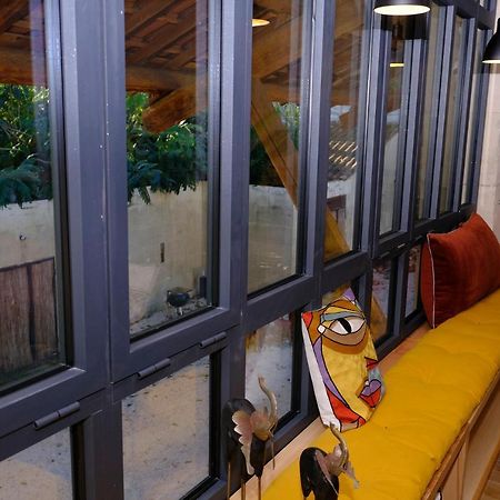Le Loft De La Grange Bed & Breakfast อาร์ลส์ ภายนอก รูปภาพ