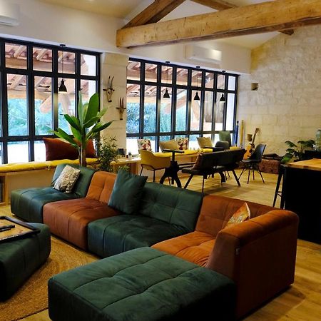 Le Loft De La Grange Bed & Breakfast อาร์ลส์ ภายนอก รูปภาพ
